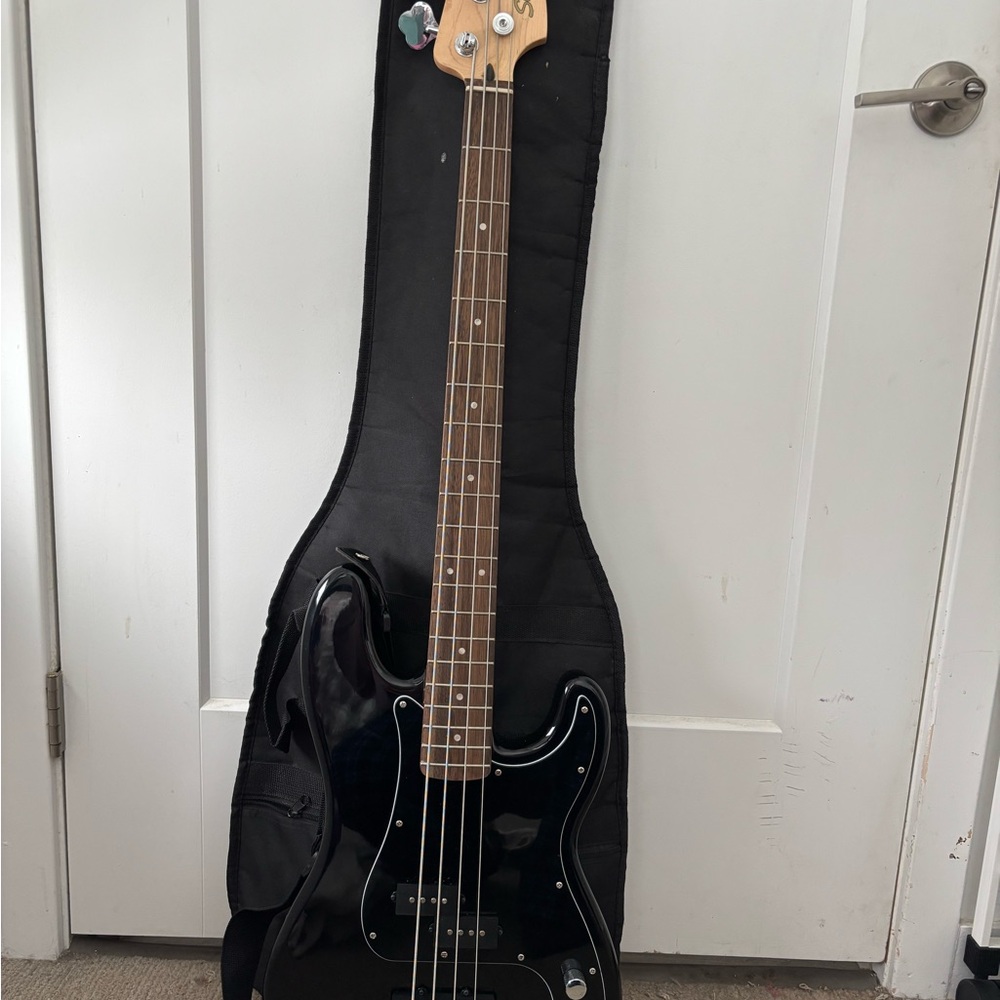 Squier Electric Bass Guitar with Black Finish